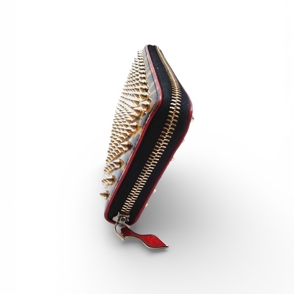 🚨SOLD🚨💥Christian Louboutin💥 Leopard Print Gold Studded Zip Around Wallet. - Picture 4 of 7